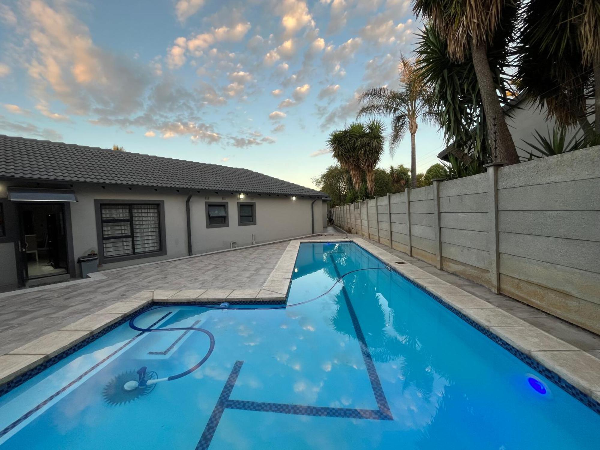 The Benjamin Accomodation Edenvale Exterior foto