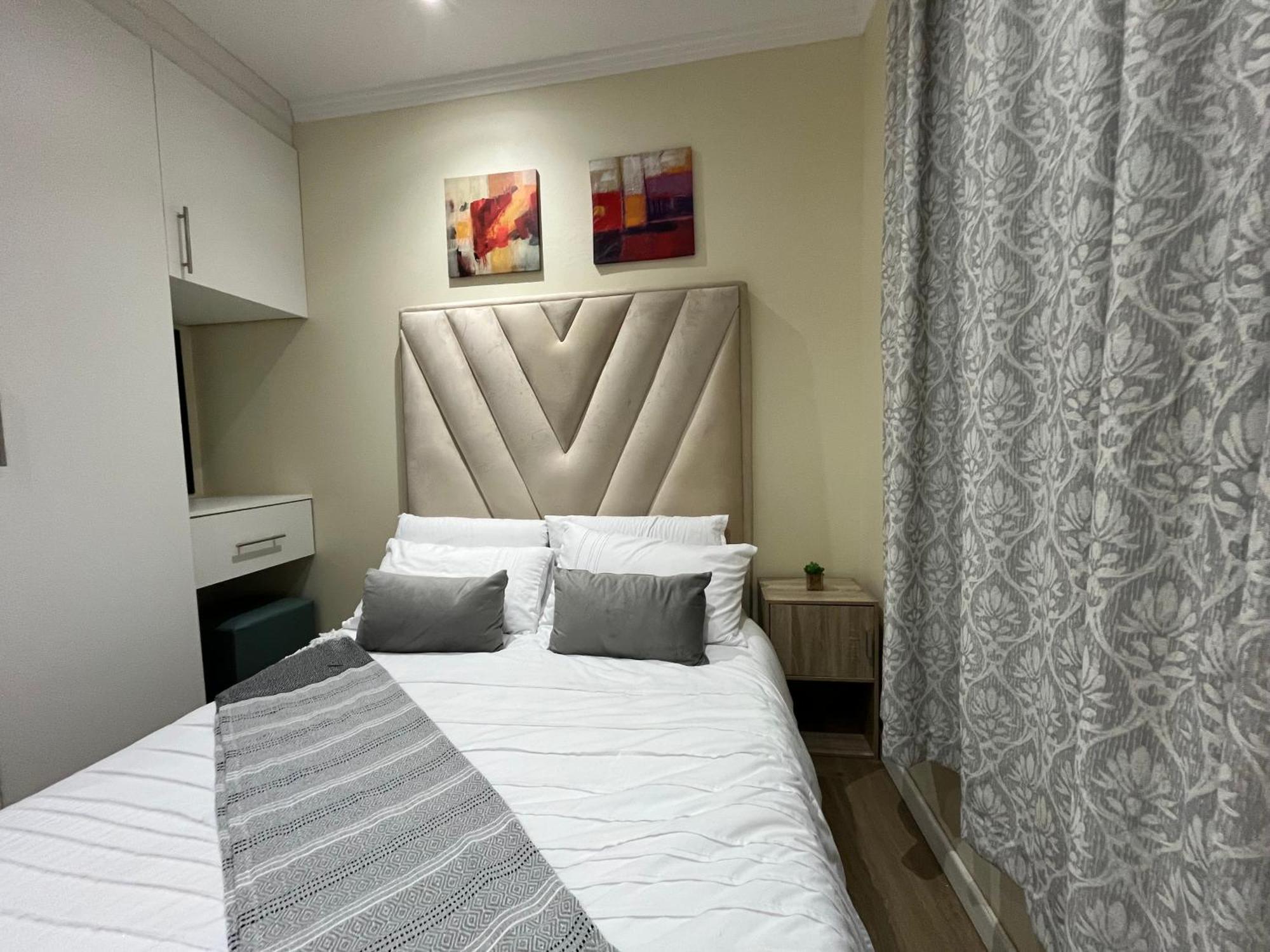 The Benjamin Accomodation Edenvale Exterior foto
