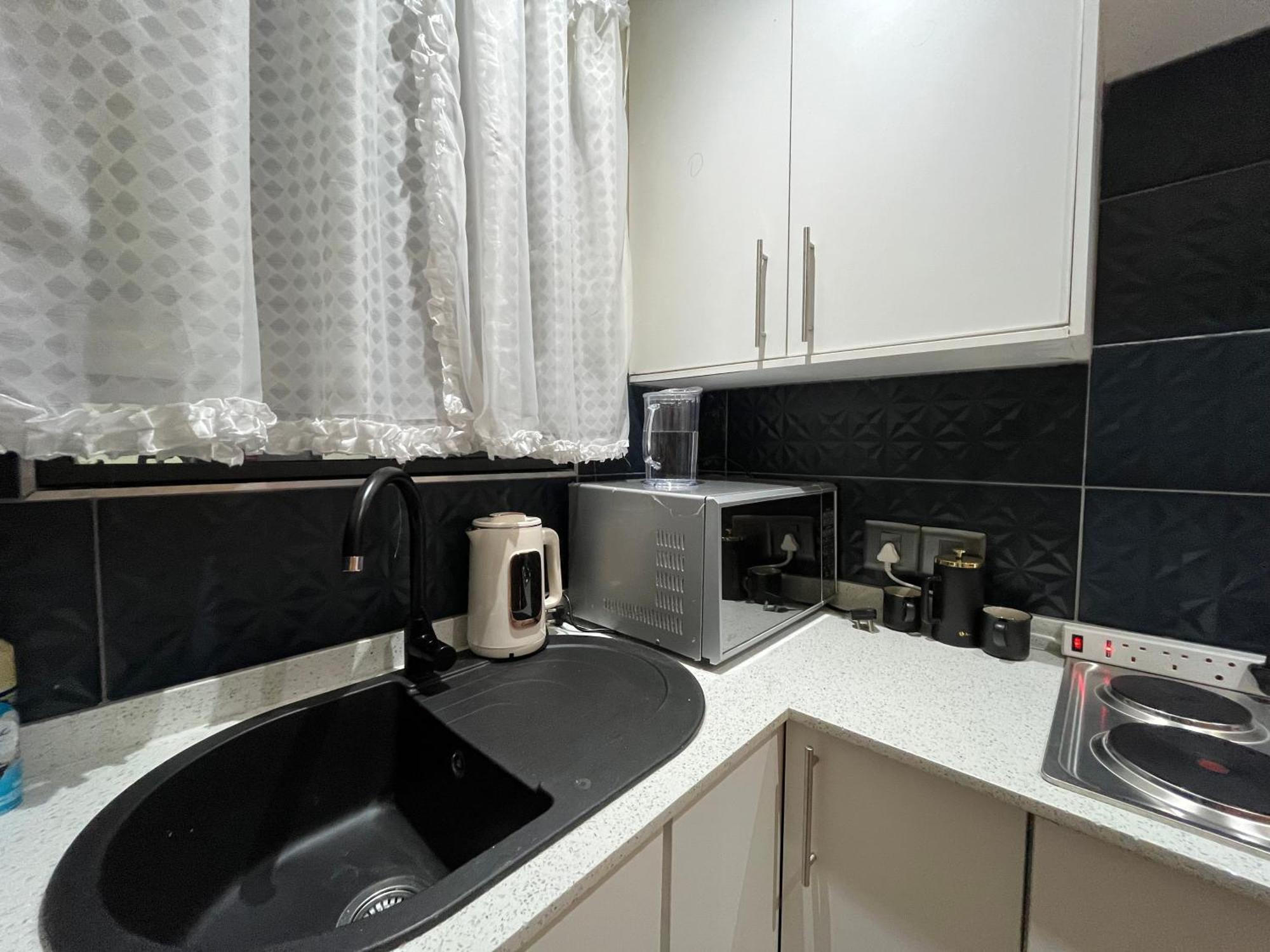 The Benjamin Accomodation Edenvale Exterior foto